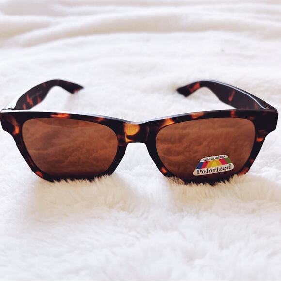 Maya Tortoise Brown Polarized Sunglasses - Picture 3 of 9